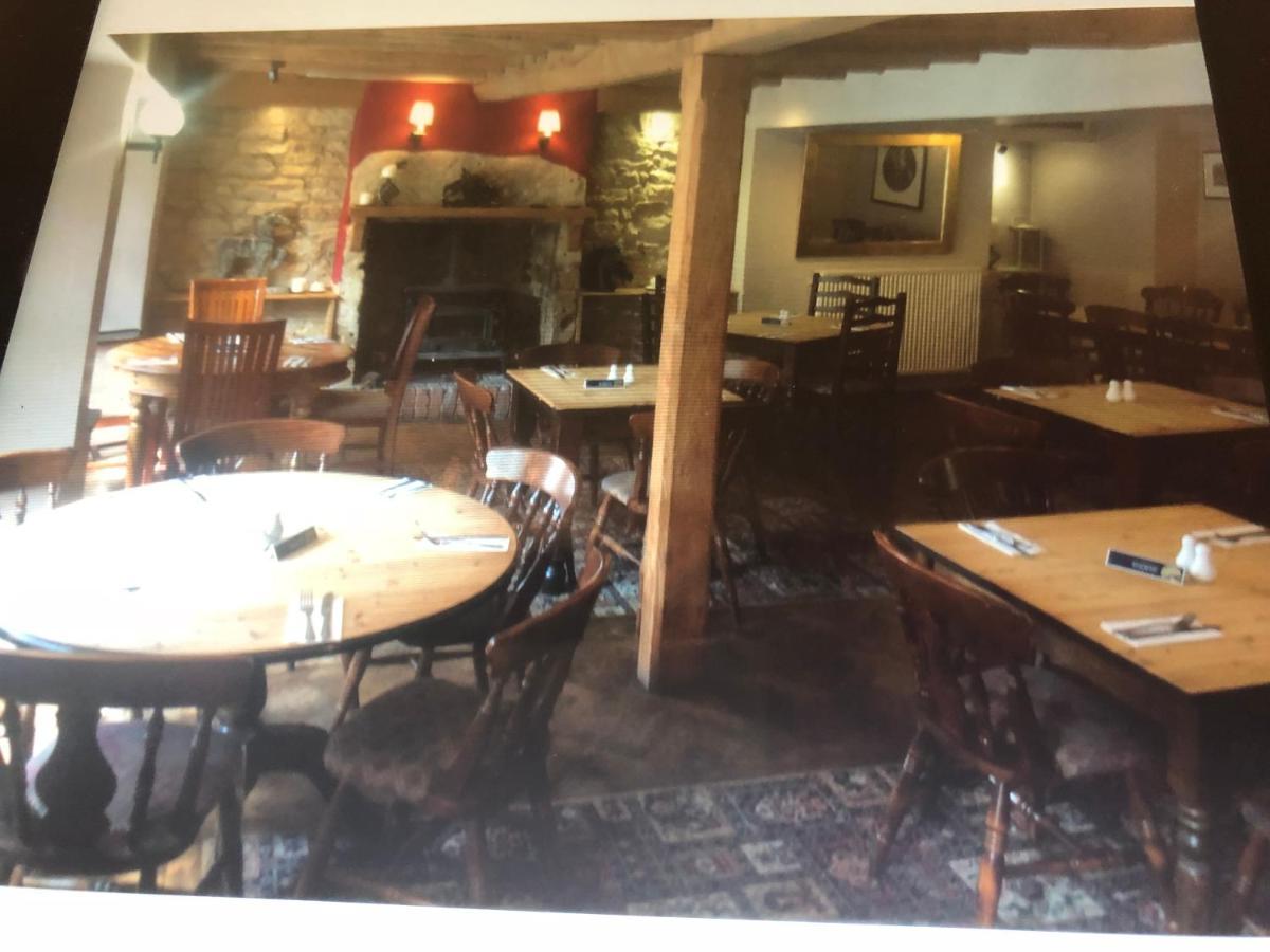 Horse & Hound Inn Broadway  Ngoại thất bức ảnh